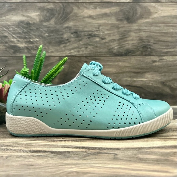 NIB Dansko Orli Nappa Leather Sneaker Aqua Blue - Picture 8 of 13